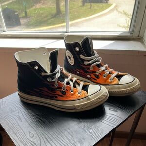 FIRE ALL STAR CONVERSE 🖤🧡❤️